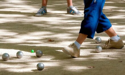 <strong>La pétanque déboule dans les activités « tendance ». </strong>