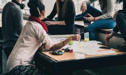 Droits des femmes en 2022 : Qu’en pensent des jeunes filles d’aujourd’hui ?