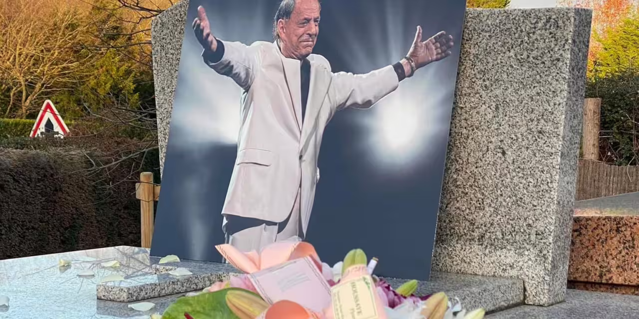 Adieu Charles Dumont qui a nourri mes jours et bercé mes nuits. 