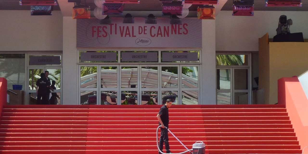 Moins de strass à la montée des marches